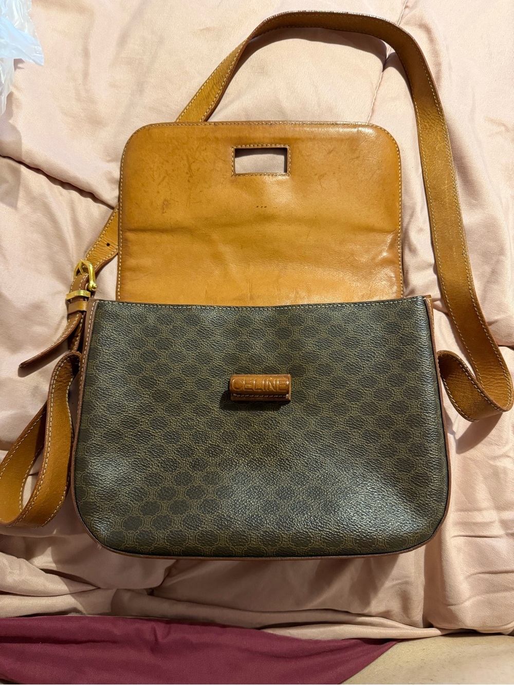 Celine Brown Monogram Shoulder Bag with Tan Trim - Picture 5 of 12